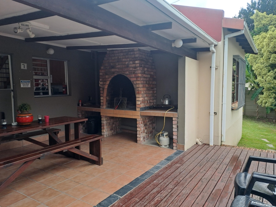 10 Bedroom Property for Sale in Dorchester Heights Eastern Cape